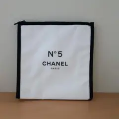 CHANEL ノベルティ ポーチ