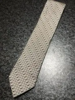 TIE YOUR TIE  タイユアタイ