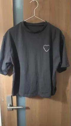 ハート刺繍 半袖Tシャツ　ダークグレー