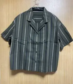 GU ジーユー　ストライプシャツ　半袖シャツ　グリーン