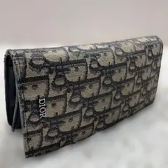 Item thumbnail for item 93bb7c0b-3aca-47d9-ab85-6df62d44cdee