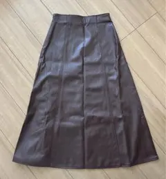 フェイクレザースカート