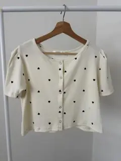 【ほぼ新品✨】ハート刺繍トップス
