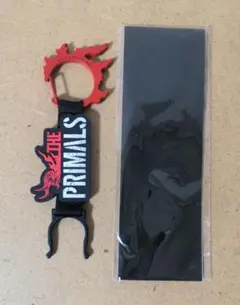 THE PRIMALS 　カラビナ付きペットボトルホルダー