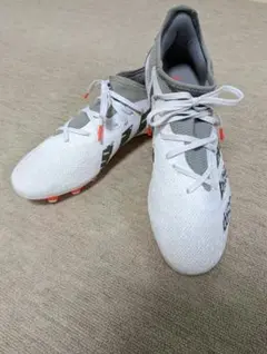 adidas プレデターフリーク.3 HG/AG