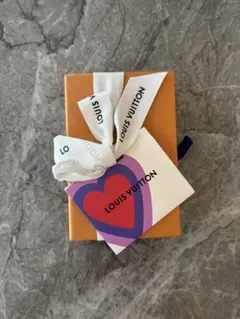 LOUIS VUITTON ハートモチーフボックス
