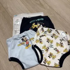 新品　ミッキ トレーニングパンツ 3枚セット 95cm