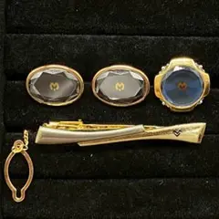 Item thumbnail for item 576f2ed3-d4aa-4ea9-9de1-f2d4b7815a0b