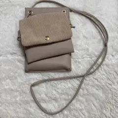 メナード ベージュ スマホショルダーバッグ