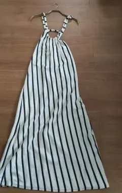 ZARA　美品　ストライプ ロングワンピース