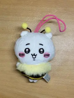 ちいかわ セブンイレブン限定 ハチさんぬいぐるみ ちいかわ⑤
