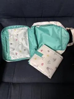 おむつポーチ オムツ交換用マットウサギと花のデザイン