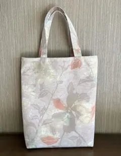 【ハンドメイド】リメイク着物花柄トートバッグ/Ａ4サイズ収納可
