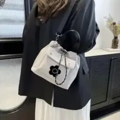 MARY QUANT ミニショルダーバッグ ポシェット ポーチ　グレー