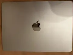 MacBook Air M3 2024 13インチ　8GB