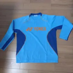 ヨネックス　トレーナー　薄手