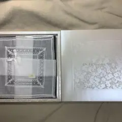 【新品】UN VRAI CADEAU レース ハンカチ 三越百貨店