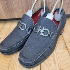 Salvatore Ferragamo ローファー　黒