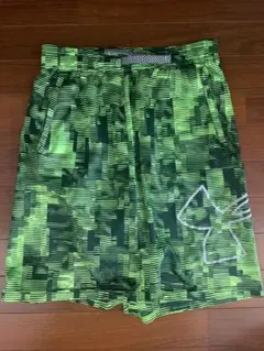 Under Armour グリーン迷彩ショートパンツYLG SS