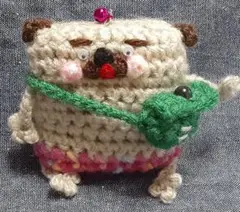 郵便局　配達員　パグ　ストラップ　ハンドメイド