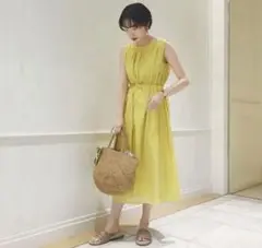 【美品】アーバンリサーチ　ギャザーマキシワンピース ロング丈 綿 イエロー