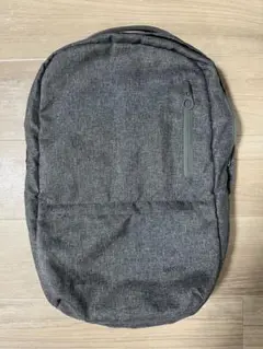 【美品】Incase City Compact Backpack