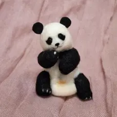 羊毛フェルト ムッチリボディがかわいい子パンダ　リアルタイプ