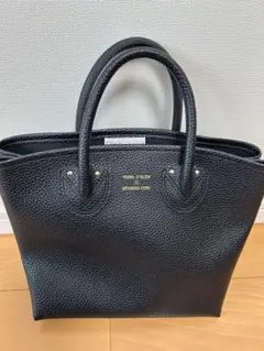 YOUNG & OLSEN 仕切り付トートバッグ　ムック本