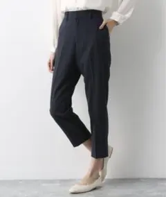 ストレートパンツ　カジュアルパンツ　クロップパンツ　オフィスパンツ