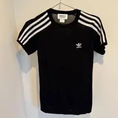 アディダス　adidas トップス　ニット生地　薄め