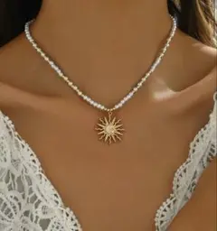 太陽 ネックレス