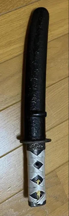 模造刀 模擬刀 短刀 全長約32cm刃渡約18cm 重さ約300g - メルカリ
