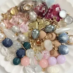 Item thumbnail for item 281256ff-d899-413e-805a-85e592f78f5d