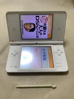 【ソフトは付きません】　ニンテンドーDSi LL ホワイト 本体