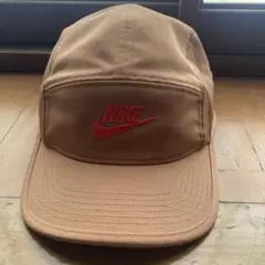 Item thumbnail for item 5b4edb0a-bbd4-4673-891e-ac2a56c7548b