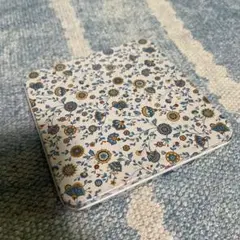 Elite エリート　MADE IN ENGLAND イングランド　缶
