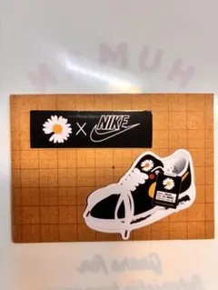 peace minus one x NIKE パラノイズステッカー