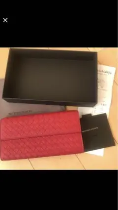 ボッティガベネタ 長財布 新品
