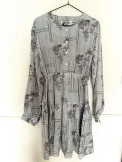 新品未使用⭐︎花柄グレー長袖チュニック　ワンピース　サイズM