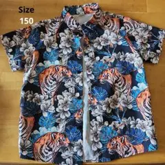 SHEIN柄シャツ