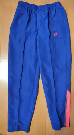 Item thumbnail for item 138d67df-b888-4bbe-a8b1-995767cf0eab