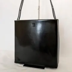 ✨美品✨ GIVENCHY ジバンシー ショルダーバッグ 4Gロゴ ブラック