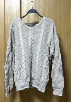 SUREVE ベージュ Vネック ケーブルニット　L
