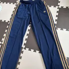 アディダス　ジャージズボン