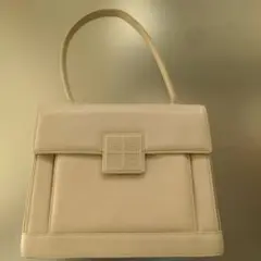 ☆美品!【ジバンシー】 ロゴハンドバッグ