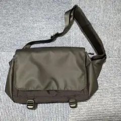 TRIDEAL TOUGH BIG SLING BAG (BLACK)