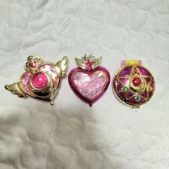 セーラームーン コンパクトミラー ガチャ