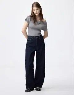 バレルレッグジーンズ　gu
