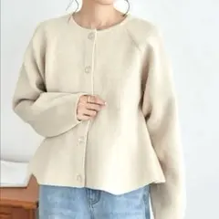 新品◆ titivate ペプラムデザインニットカーディガン