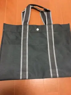 黒 トートバック